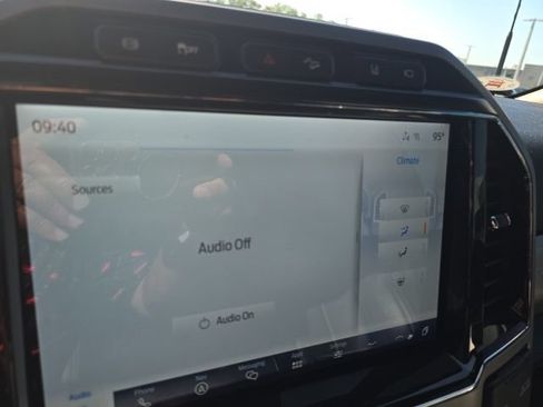 Used 2022 Ford F250 Lariat w/ Black Appearance Package AWD/4WD image 12
