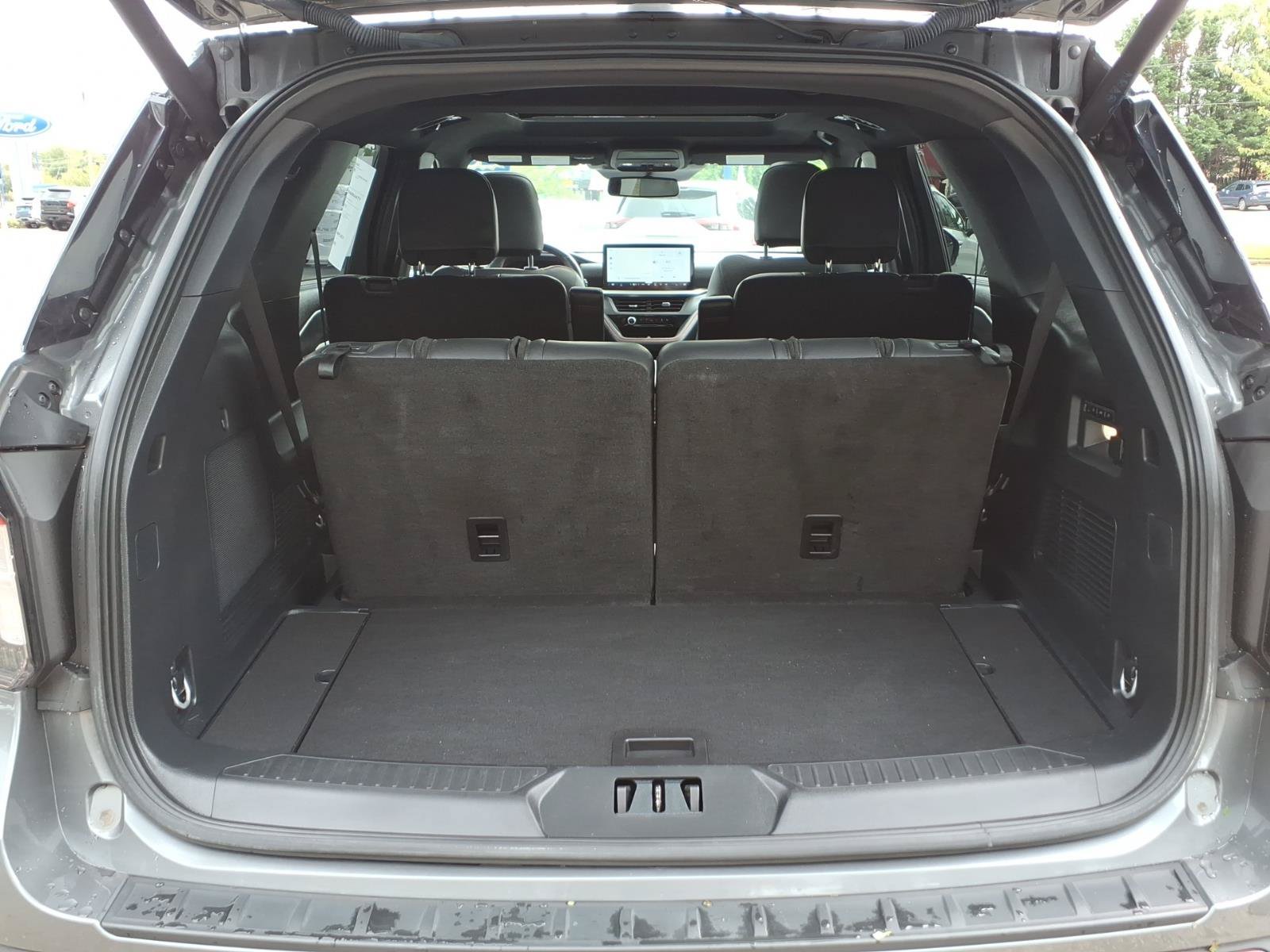 Certified 2025 Ford Explorer ST AWD/4WD image 28
