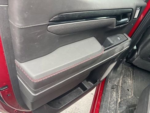 Used 2024 GMC Sierra 1500 AT4X image 16