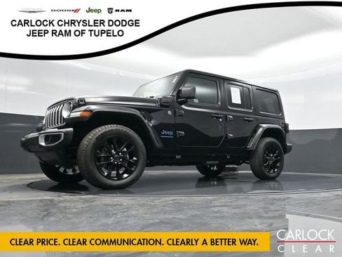 Used 2025 Jeep Wrangler Sahara w/ Safety Group AWD/4WD image 37