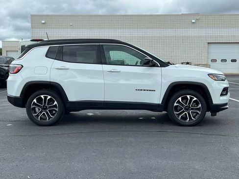 Used 2023 Jeep Compass Limited AWD/4WD image 46