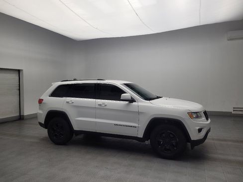 Used 2016 Jeep Grand Cherokee Laredo w/ Quick Order Package 23E image 11