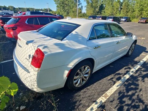Used 2015 Chrysler 300 C w/ Light Group AWD/4WD image 6