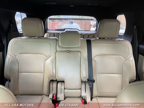 Used 2016 Ford Explorer Limited w/ Equipment Group 301A AWD/4WD image 31