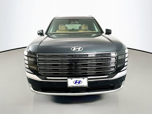 New 2026 Hyundai Palisade Calligraphy FWD image 2