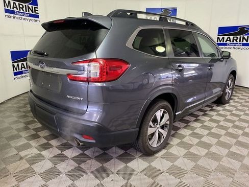 Used 2023 Subaru Ascent Premium w/ Convenience Package image 16