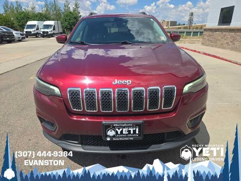 Used 2020 Jeep Cherokee Latitude Plus w/ Comfort/Convenience Group AWD/4WD image 8