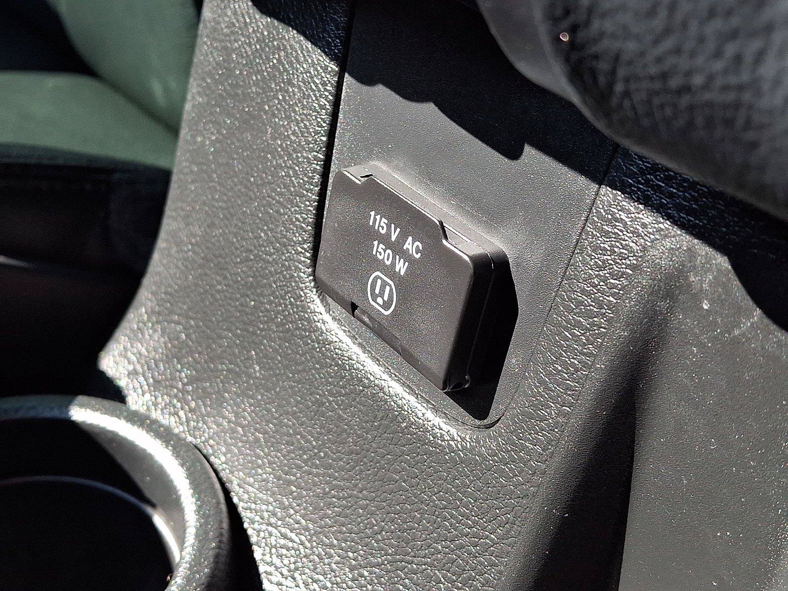 Used 2017 Jeep Wrangler Unlimited Sahara AWD/4WD image 26
