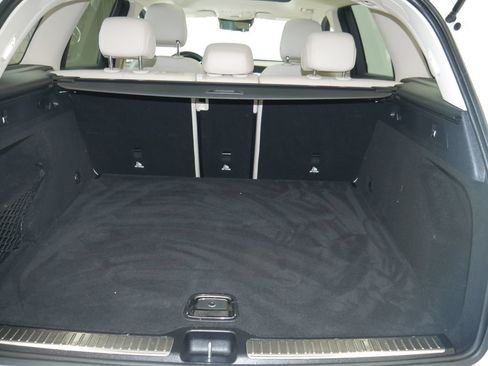 Used 2022 Mercedes-Benz GLC 300 4MATIC image 24