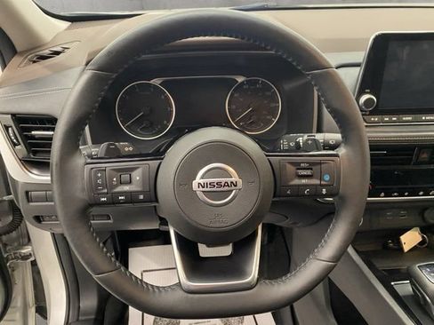 Used 2021 Nissan Rogue SV w/ Premium Package AWD/4WD image 27