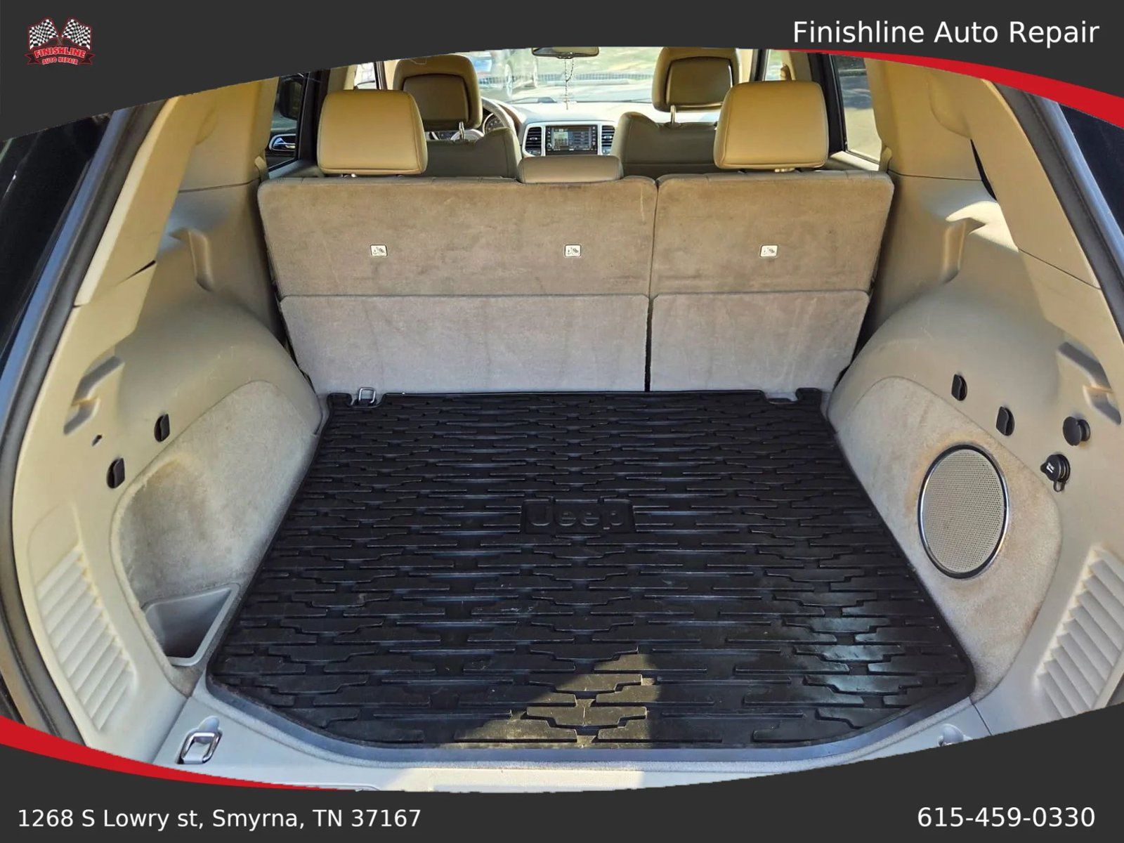 Used 2011 Jeep Grand Cherokee Laredo RWD image 12
