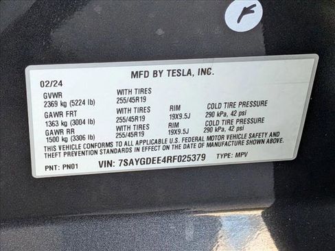 Used 2024 Tesla Model Y Long Range image 25