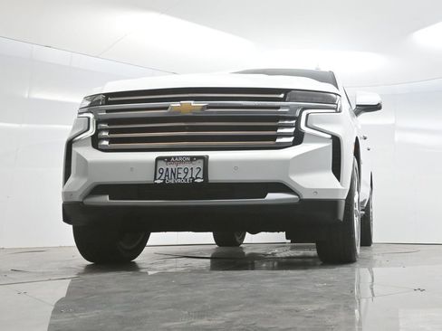 Used 2022 Chevrolet Tahoe High Country w/ Premium Package 2 AWD/4WD image 66
