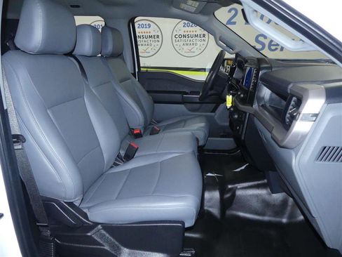 Used 2023 Ford F150 XL w/ Trailer Tow Package image 8