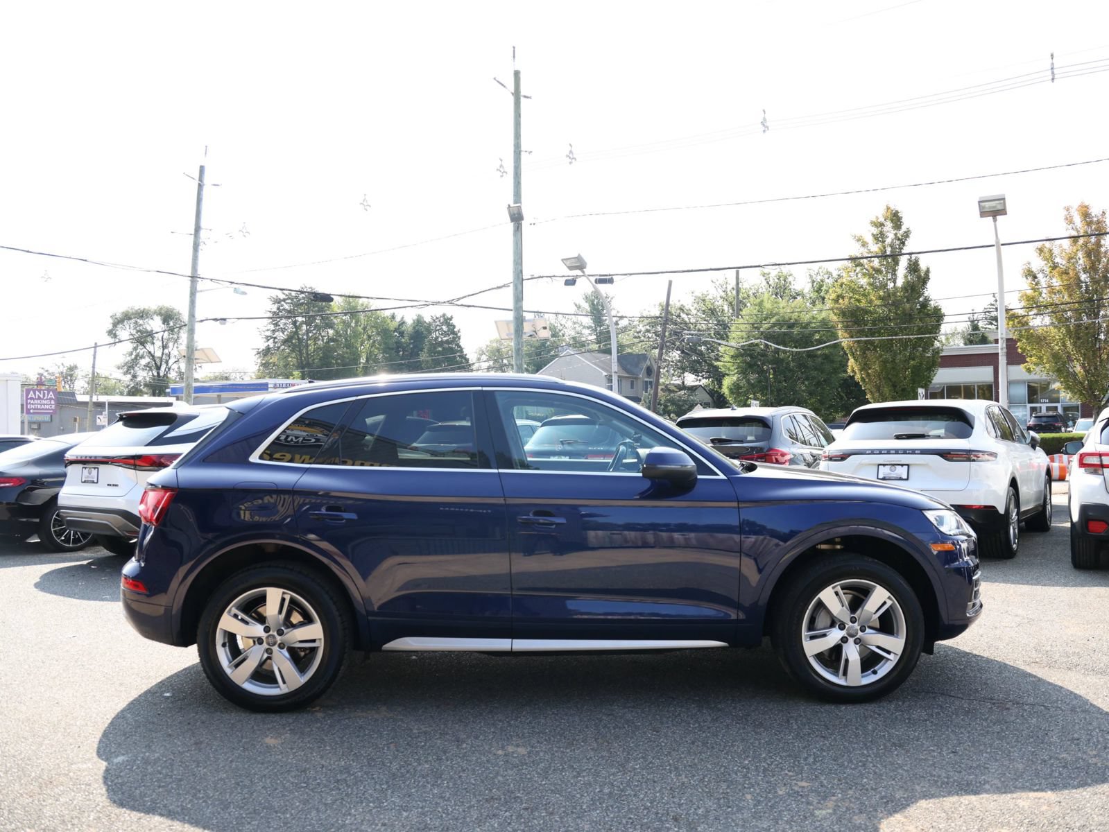 Used 2018 Audi Q5 2.0T Premium Plus w/ Premium Plus Package AWD/4WD image 5