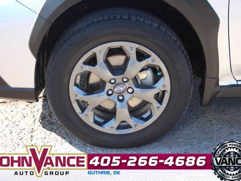 Used 2021 Subaru Crosstrek 2.5i Sport w/ Moonroof Package image 14