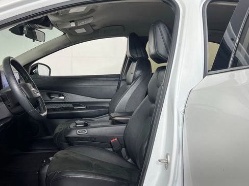 Used 2024 Nissan Ariya AWD image 19