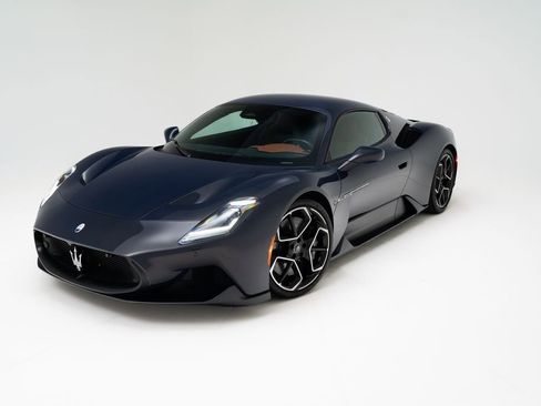 Used 2023 Maserati MC20 Coupe RWD image 7