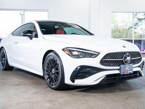 Used 2024 Mercedes-Benz CLE 450 4MATIC Coupe image 4