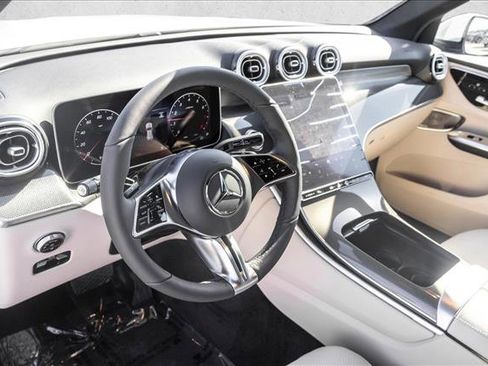 New 2026 Mercedes-Benz GLC 300 4MATIC image 10