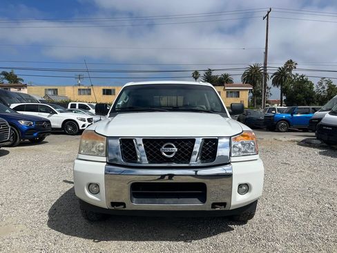 Used 2014 Nissan Titan SV w/ SV Value Truck Package AWD/4WD image 2