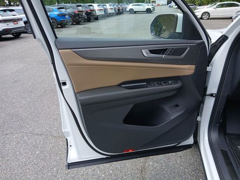 New 2026 Volkswagen Atlas Cross Sport SE image 10