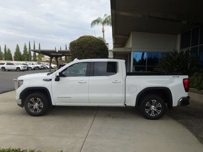New 2026 GMC Sierra 1500 SLT