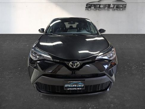 Used 2021 Toyota C-HR XLE FWD image 6