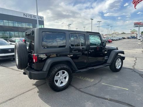 Used 2016 Jeep Wrangler Unlimited Sport w/ Quick Order Package 24S AWD/4WD image 12