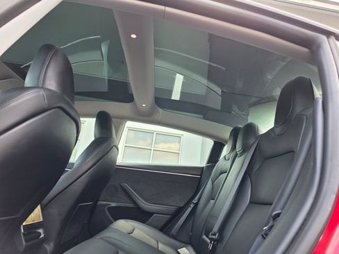 Used 2025 Tesla Model 3 Long Range AWD/4WD image 28