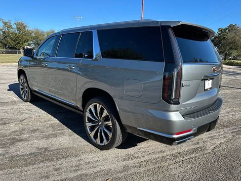 New 2026 Cadillac Escalade ESV Luxury w/ Touring Package image 3