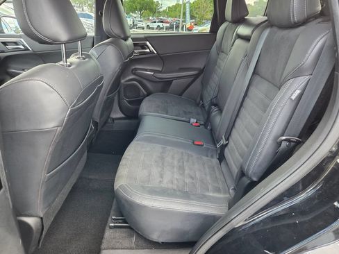 Used 2022 Mitsubishi Outlander SE AWD/4WD image 6