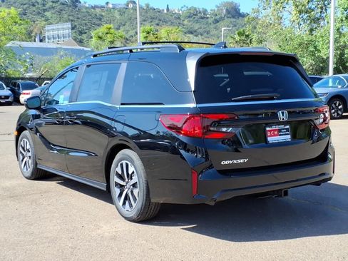 New 2026 Honda Odyssey EX-L image 7
