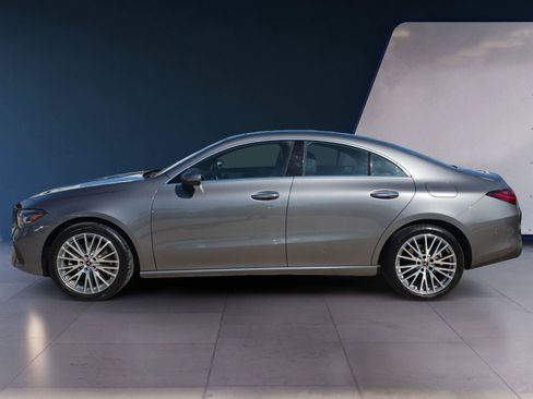 Used 2025 Mercedes-Benz CLA 250 image 2