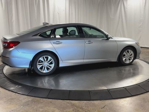 Certified 2019 Honda Accord LX image 9