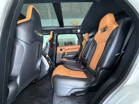 Used 2019 Land Rover Range Rover Sport SVR image 14