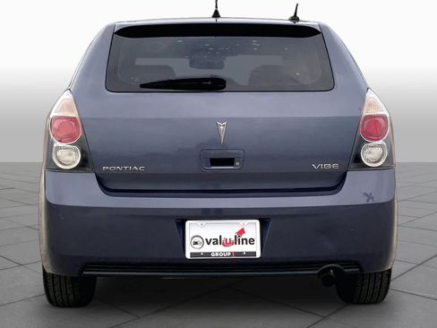 Used 2009 Pontiac Vibe w/ Preferred Package FWD image 4