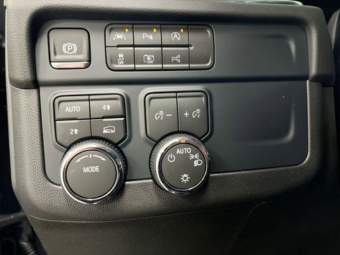 New 2026 Chevrolet Tahoe LT image 19