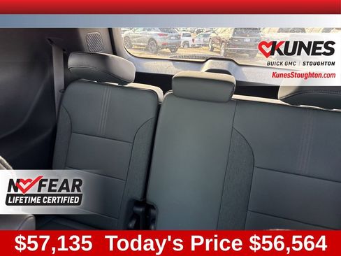 New 2026 GMC Acadia AT4 image 40