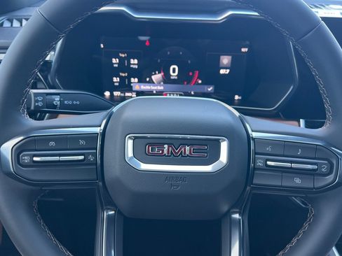 New 2026 GMC Canyon AT4 w/ Technology Plus Package AWD/4WD image 20