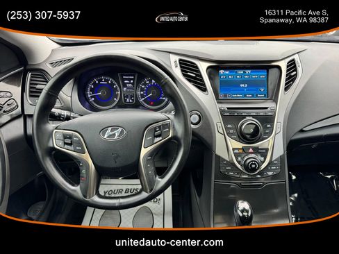 Used 2012 Hyundai Azera w/ Technology Pkg image 12