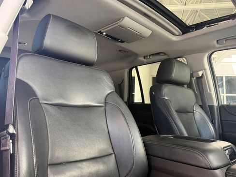 Used 2016 GMC Yukon SLT w/ Open Road Package AWD/4WD image 20