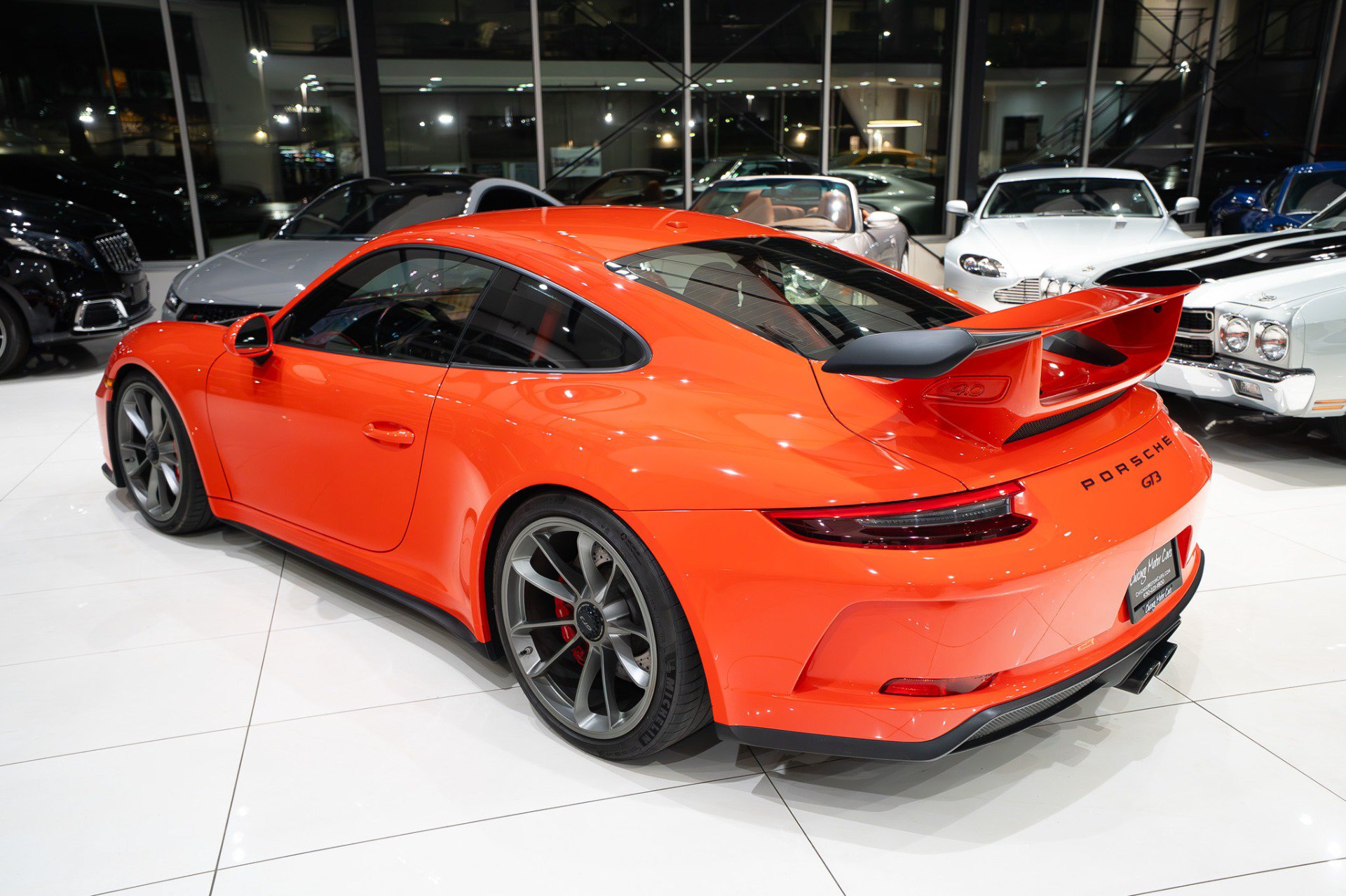 Used 2018 Porsche 911 GT3 RWD image 2