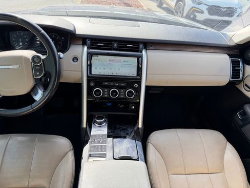 Used 2018 Land Rover Discovery HSE AWD/4WD image 22