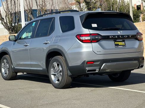 New 2026 Honda Pilot EX-L image 6