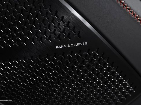 Used 2025 Lamborghini Urus SE image 48