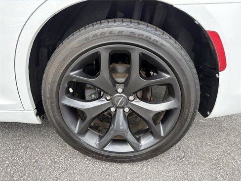 Used 2021 Chrysler 300 S RWD image 18