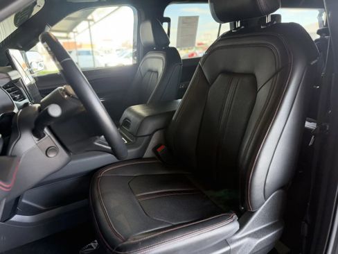 Used 2024 Ford Expedition Max Limited AWD/4WD image 17