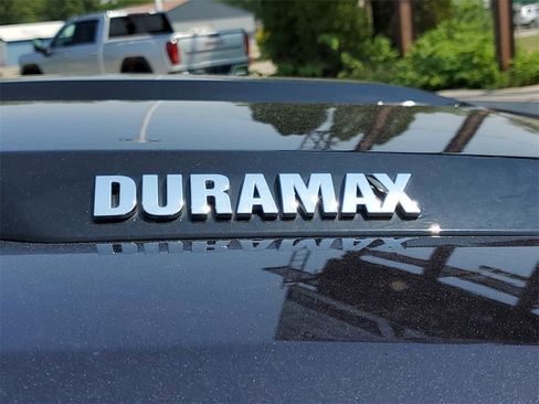 Used 2024 Chevrolet Silverado 1500 LT Trail Boss w/ LT Trail Boss Premium Package image 6