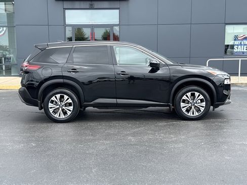 Certified 2023 Nissan Rogue SV AWD/4WD image 2